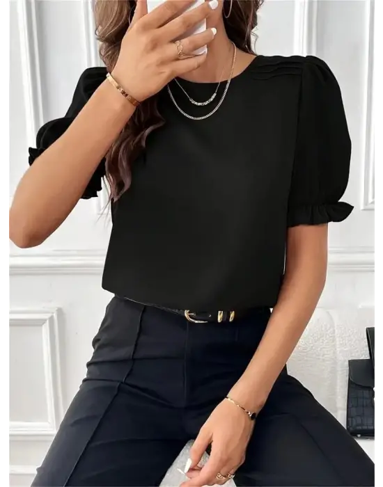 Omarı Sade ve Şık Kadın Krep Bluz