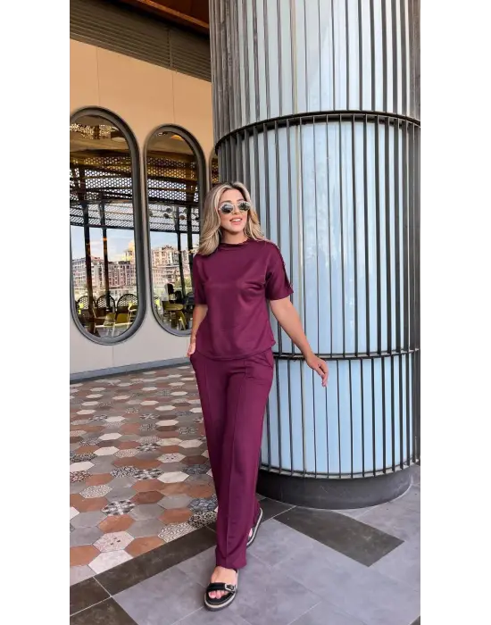 Kadın Kısa Kollu Bisiklet Yaka Omuzdan Düğmeli Viskon Iki Iplik Kısa Bluz Ve Pantolon Ikili Takım