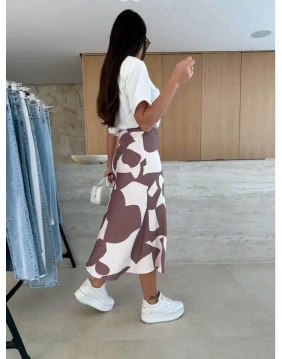 Kadın Kısa Kollu Bisiklet Yaka Viskon Bluz Ve Desenli Süprem Etek Ikili Takım