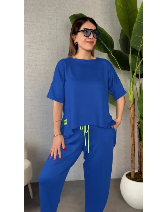 Kadın Kısa Kollu Bisiklet Yaka Viskon Iki Iplik Bluz Ve Pantolon Ikili Takım