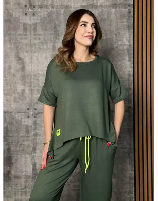 Kadın Kısa Kollu Bisiklet Yaka Viskon Iki Iplik Bluz Ve Pantolon Ikili Takım