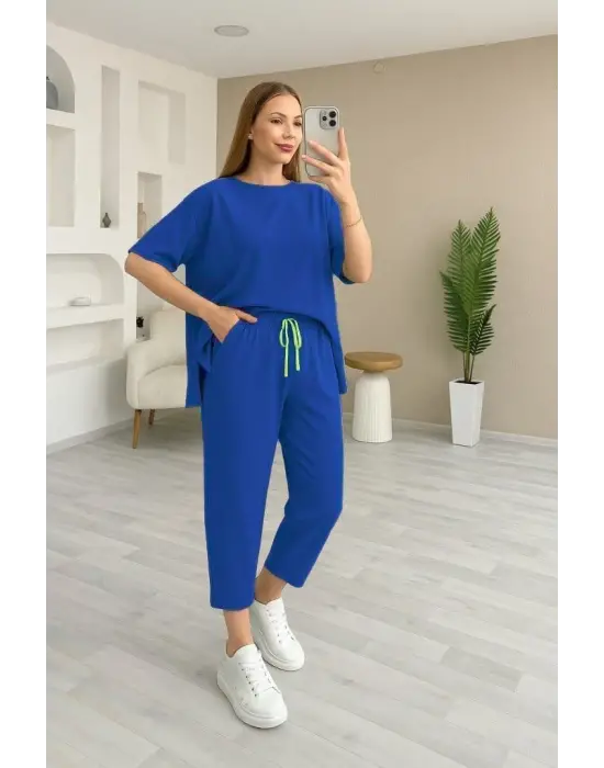 Kadın Kısa Kollu Bisiklet Yaka Viskon Iki Iplik Bluz Ve Pantolon Ikili Takım