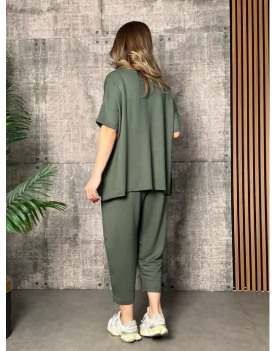 Kadın Kısa Kollu Bisiklet Yaka Viskon Iki Iplik Bluz Ve Pantolon Ikili Takım
