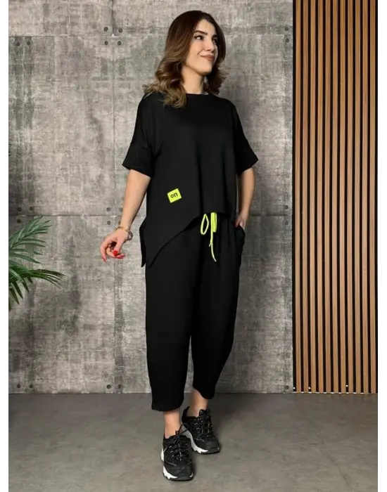 Kadın Kısa Kollu Bisiklet Yaka Viskon Iki Iplik Bluz Ve Pantolon Ikili Takım