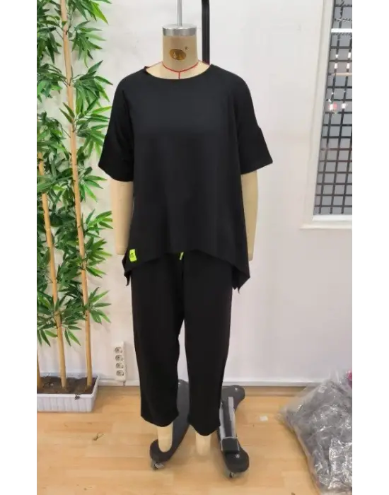 Kadın Kısa Kollu Bisiklet Yaka Viskon Iki Iplik Bluz Ve Pantolon Ikili Takım