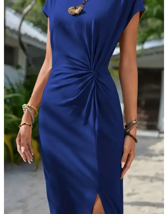 Kadın Kısa Kollu Bisiklet Yaka Yandan Yırtmaçlı Viskon Midi Elbise