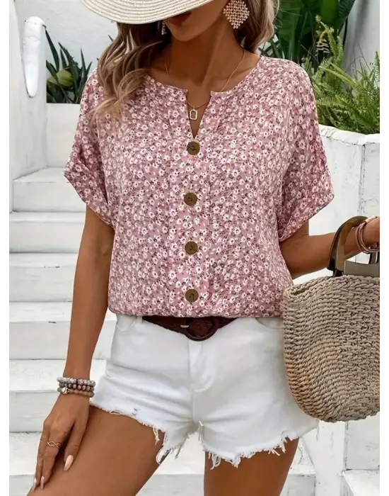 Kadın Kısa Kollu çentikli V Yaka Ve Düğme Detaylı çiçek Desenli Süprem Bluz