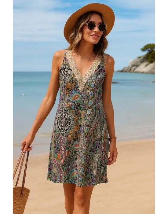 Omarı Şık Dantel Detaylı V Yaka Elbise