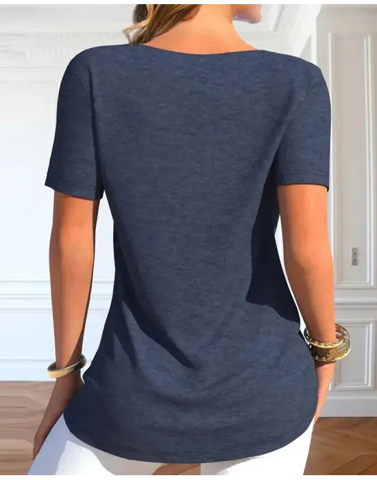 Kadın Kısa Kollu Degaje Yaka Düğme Detay Viskon Bluz