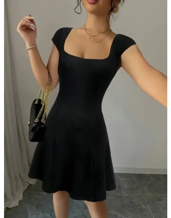 Kadın Kısa Kollu Geometrik Yakalı Janjan Krep Elbise