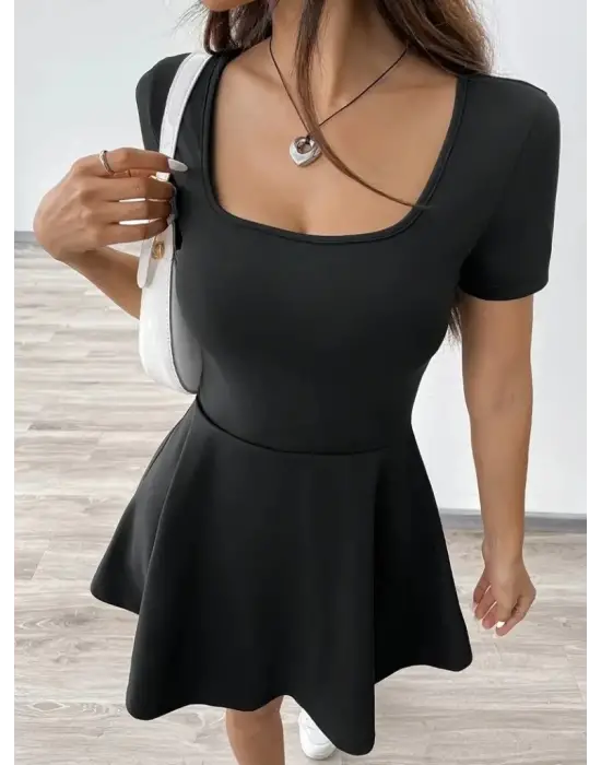 Omarı Yeni Nesil Kadın Elbisesi Detaylı Cepli & Kare Yaka