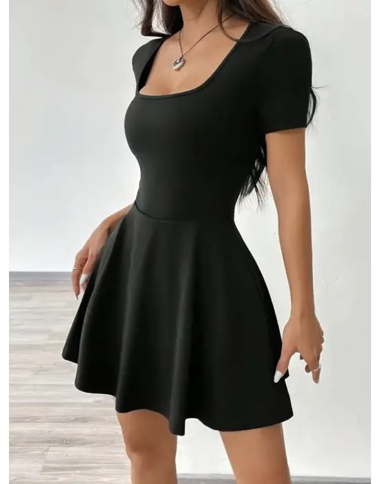 Omarı Yeni Nesil Kadın Elbisesi Detaylı Cepli & Kare Yaka