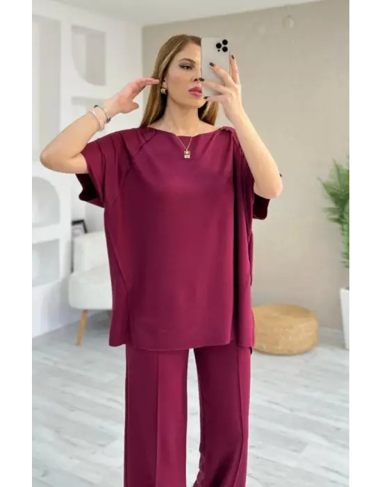 Kadın Kısa Kollu Kayık Yakalı Dikiş Izi Detaylı Viskon Iki Iplik Bluz Ve Pantolon Ikili Takım