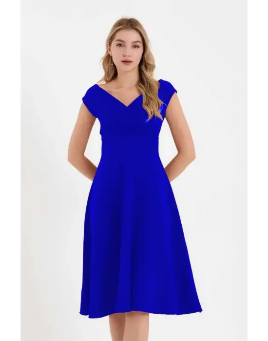 Kadın Kısa Kollu Kruvaze Yaka Eteği Volanlı Krep Elbise