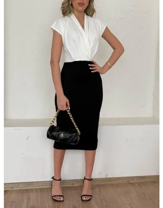 Omarı Zarif Kruvaze Yaka Kısa Kollu Elbise