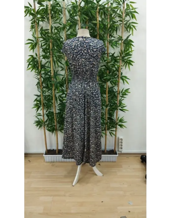 Omarı Çiçek Desenli Belden Lastikli Uzun Elbise