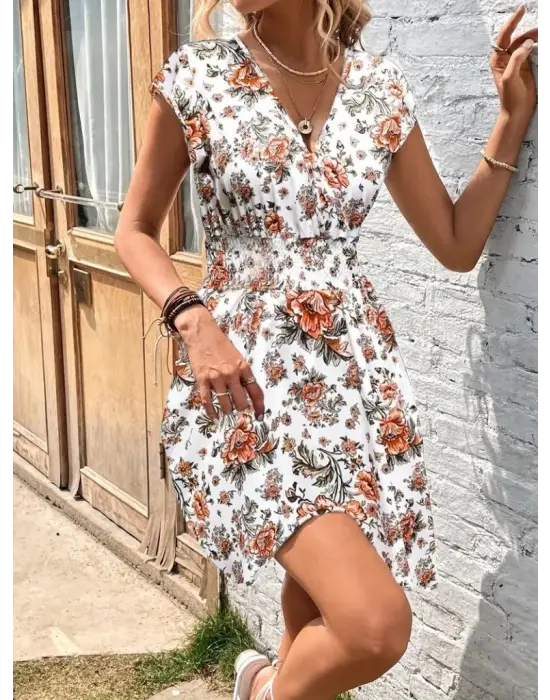 Kadın Kısa Kollu Kruvaze Yakalı çiçekli Desenli Süprem Elbise