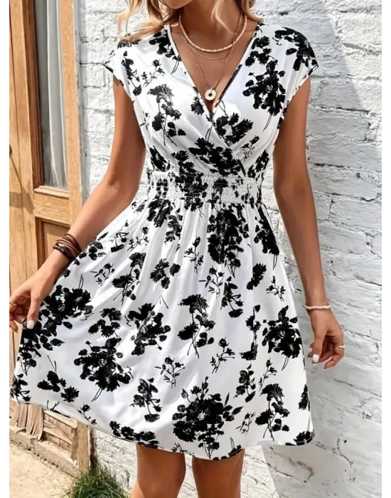 Kadın Kısa Kollu Kruvaze Yakalı çiçekli Desenli Süprem Elbise