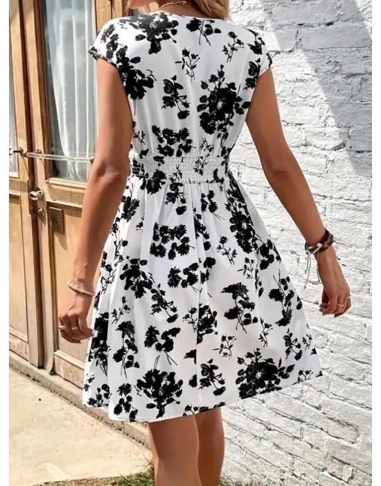 Kadın Kısa Kollu Kruvaze Yakalı çiçekli Desenli Süprem Elbise