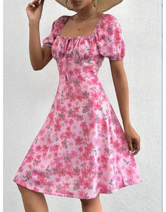 Omarı Çiçek Desenli Bağcık Detaylı Mini Elbise