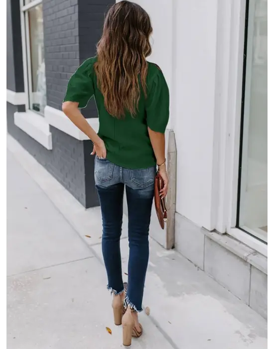 Omarı Pileli Balın Kol Detaylı Bluz