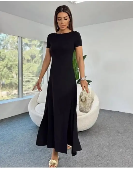 Omarı Şık ve Zarif Kısa Kollu Viskon Elbise