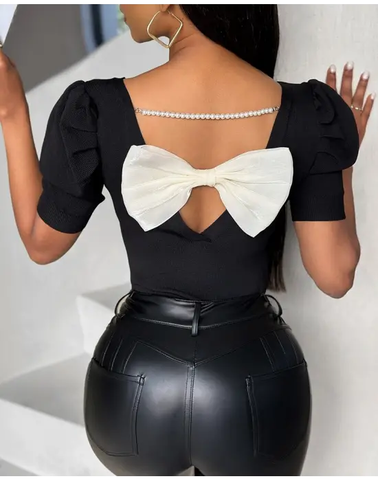 Omarı Fransız Dantelli Sırt Detaylı Kısa Kollu Bluz