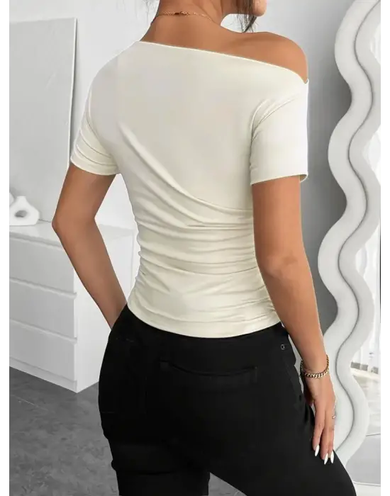 Kadın Kısa Kollu Tek Omuzu Açık Büzgülü Viskon Bluz