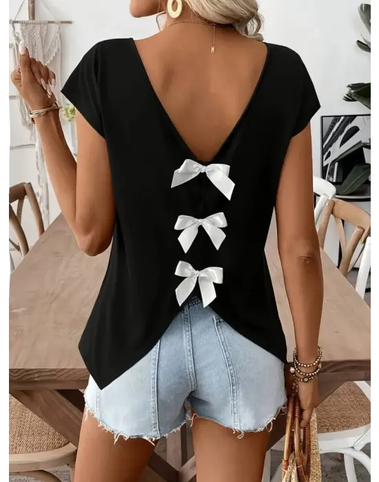 Kadın Kısa Kollu V Yakalı Arkadan Kurdele Detaylı Viskon Bluz