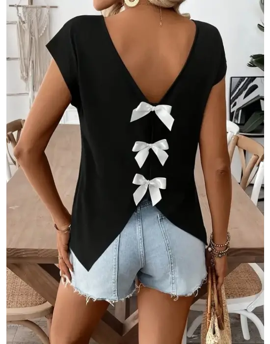 Kadın Kısa Kollu V Yakalı Arkadan Kurdele Detaylı Viskon Bluz