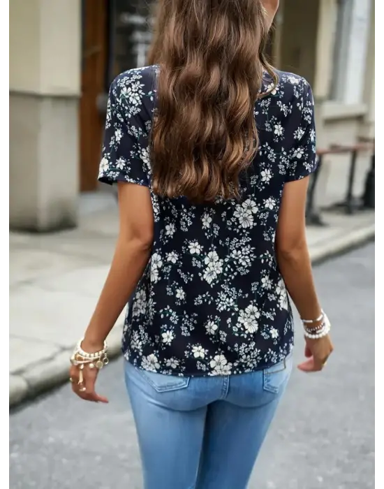 Kadın Kısa Kollu V Yakalı çiçek Baskılı Süprem Bluz