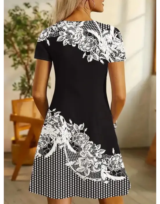 Omarı Yazın Renkli ve Rahat Elbise