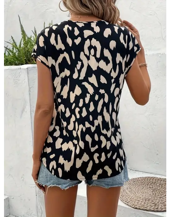 Kadın Kısa Kollu V Yakalı Desenli Süprem Bluz