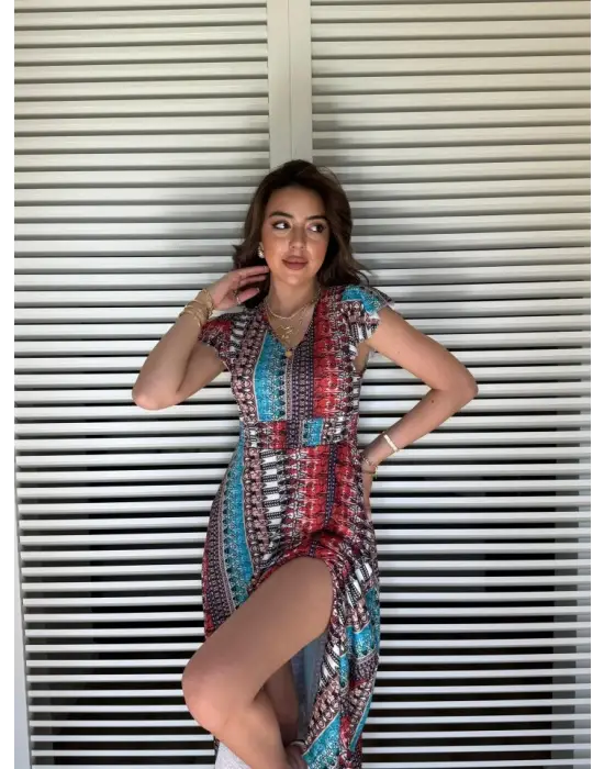 Kadın Kısa Kollu V Yakalı Desenli Yandan Yırtmaçlı Süprem Elbise