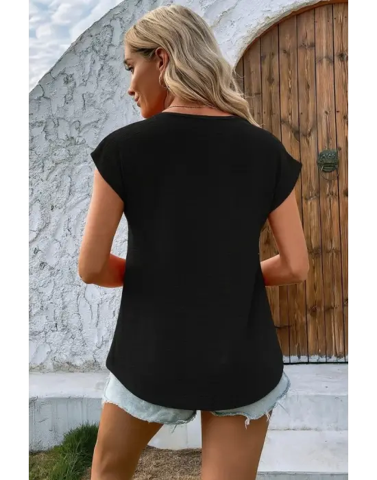 Omarı Şık Keten Bluz V Yakalı Düğmeli Model