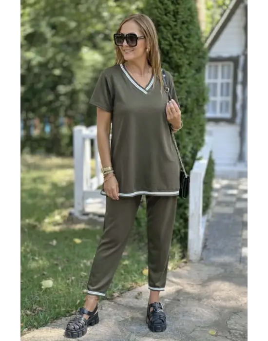 Kadın Kısa Kollu V Yakalı Iki Iplik Bluz Ve Pantolon Ikili Takım