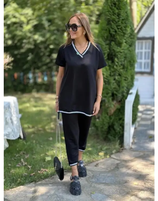 Kadın Kısa Kollu V Yakalı Iki Iplik Bluz Ve Pantolon Ikili Takım