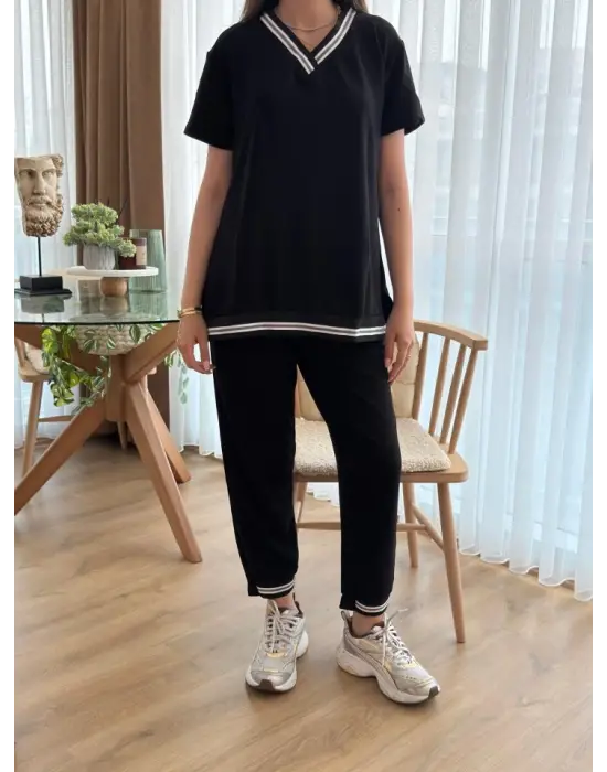 Kadın Kısa Kollu V Yakalı Iki Iplik Bluz Ve Pantolon Ikili Takım