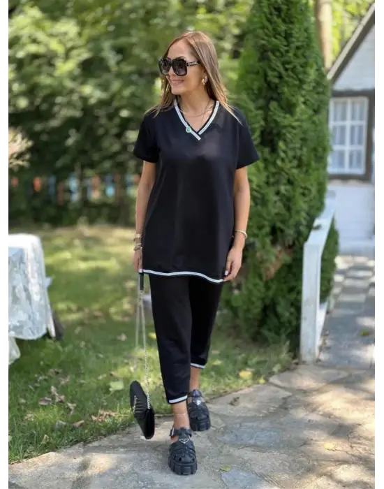 Kadın Kısa Kollu V Yakalı Iki Iplik Bluz Ve Pantolon Ikili Takım