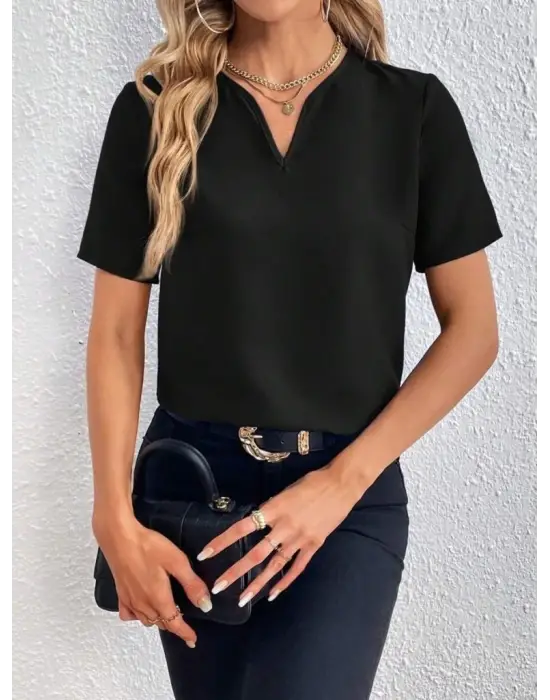 Omarı Şık ve Rahat Kadın Elbisesi