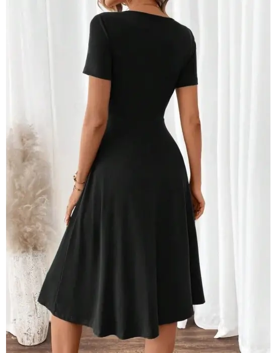 Omarı Şık V Yakalı A Kesim Kadın Elbisesi