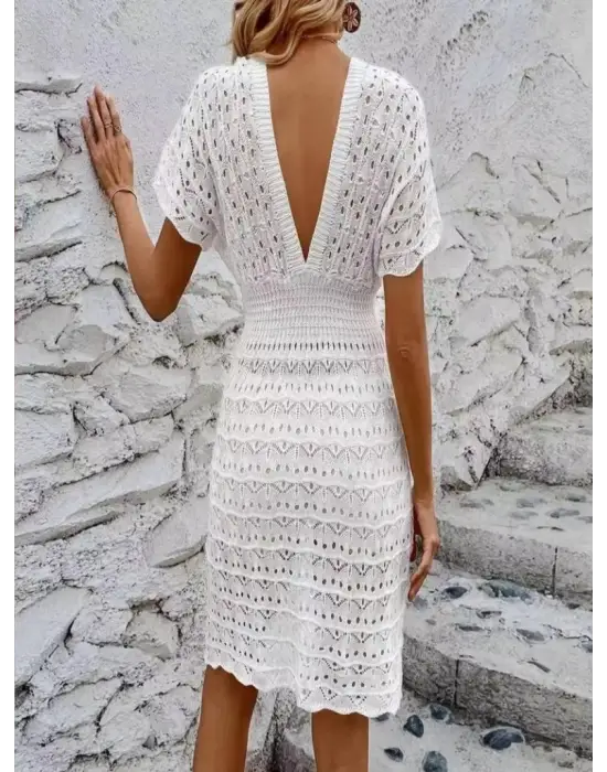 Omarı Yazın Rahatlığını Yansıtan Triko Elbise