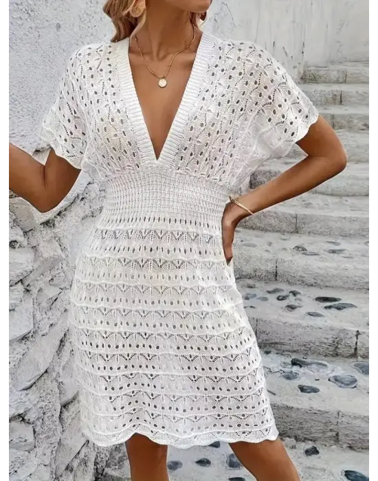 Omarı Yazın Rahatlığını Yansıtan Triko Elbise