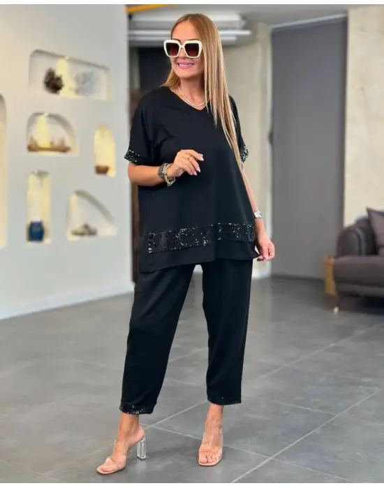 Kadın Kısa Kollu V Yakalı Pul Payetli Viskon Iki Iplik Bluz Ve Pantolon Ikili Takım