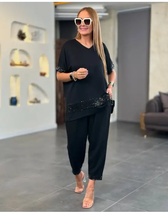 Kadın Kısa Kollu V Yakalı Pul Payetli Viskon Iki Iplik Bluz Ve Pantolon Ikili Takım