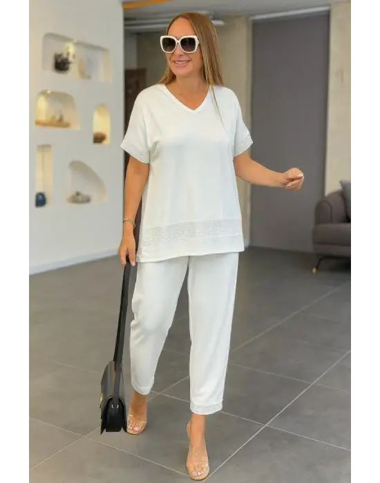 Kadın Kısa Kollu V Yakalı Pul Payetli Viskon Iki Iplik Bluz Ve Pantolon Ikili Takım