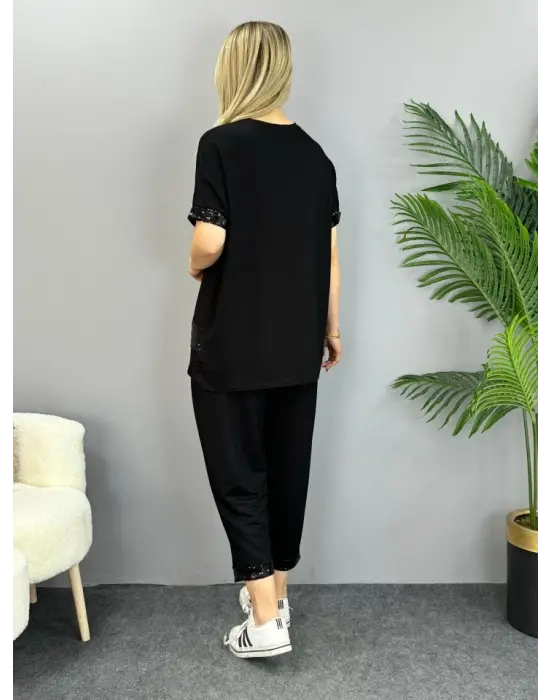 Kadın Kısa Kollu V Yakalı Pul Payetli Viskon Iki Iplik Bluz Ve Pantolon Ikili Takım