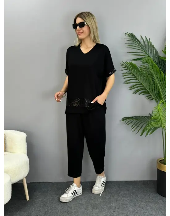 Kadın Kısa Kollu V Yakalı Pul Payetli Viskon Iki Iplik Bluz Ve Pantolon Ikili Takım