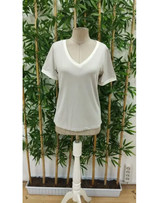 Kadın Kısa Kollu V Yakalı Viskon Bluz