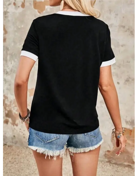 Omarı Sade Şıklıkta Kadın V Yakalı Bluz